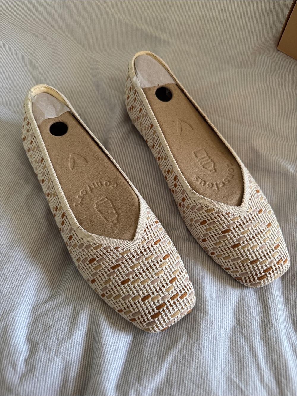 NEW Vivaia Cream Flats with beautiful details